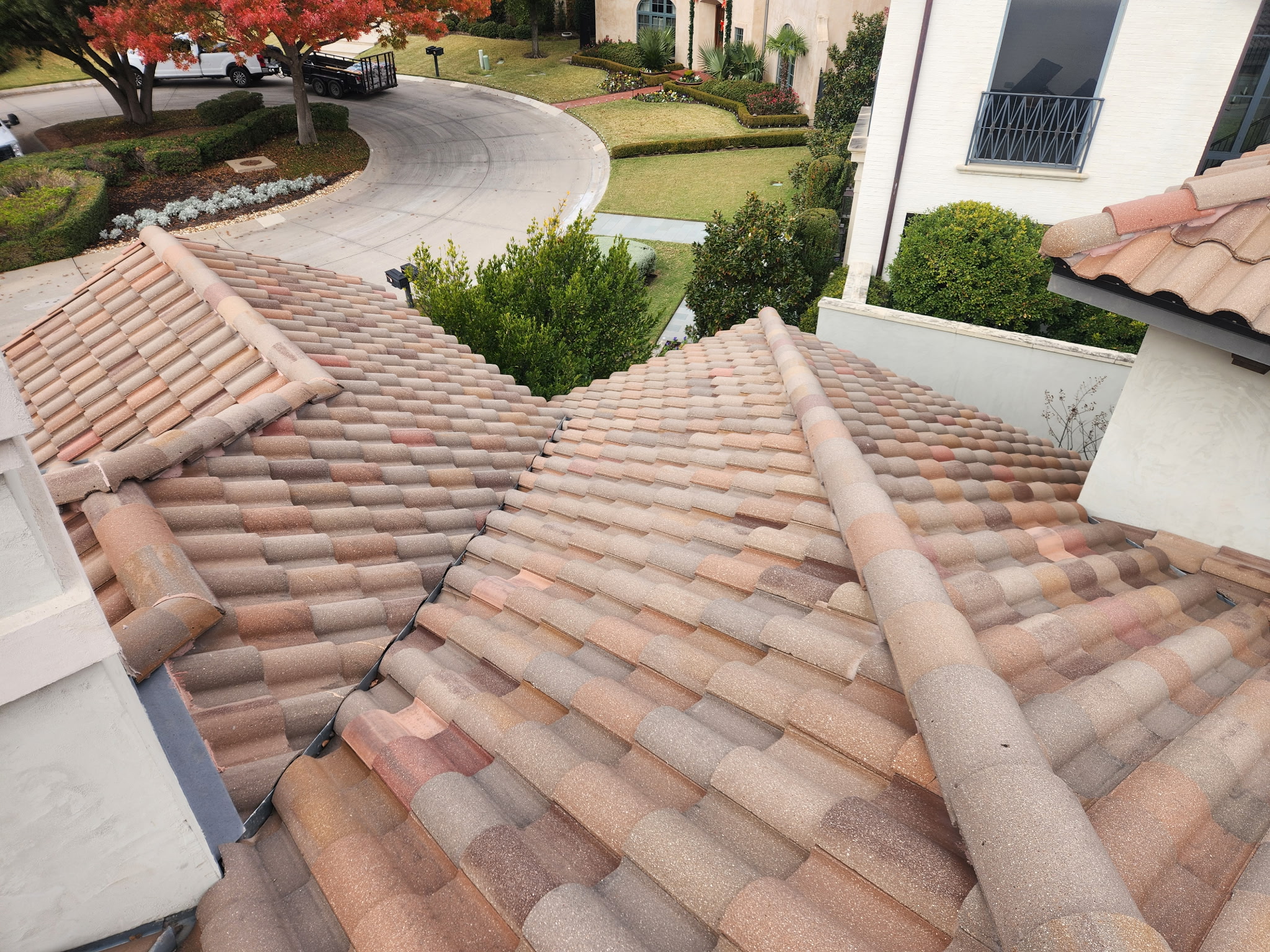 Moonman Contracting — tile roof restoration (angle A)